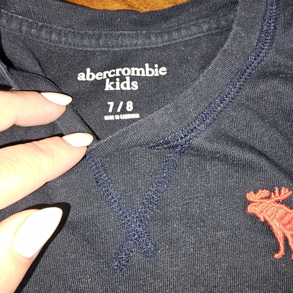 Long sleeve abercombie kids tshirt - Picture 2 of 3